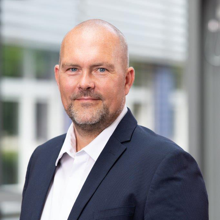 Henrik Niedeck Henrik Niedeck